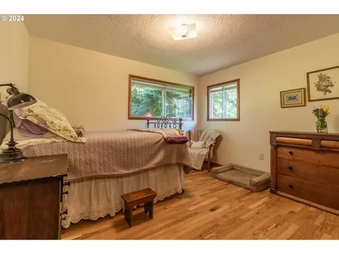 392 Sw Westwood Drive Dallas OR 97338