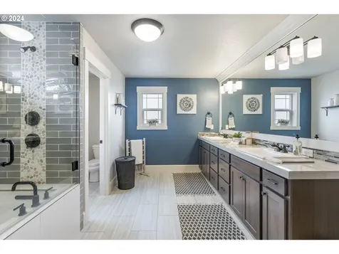 12761 Cottonwood Avenue Oregon City OR 97045
