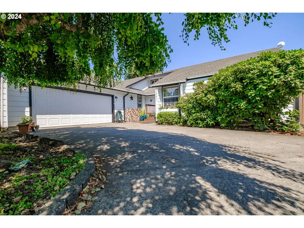 1551 Downing Drive Lebanon OR 97355