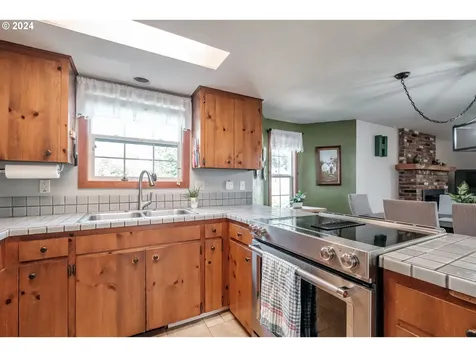 1551 Downing Drive Lebanon OR 97355