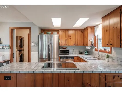 1551 Downing Drive Lebanon OR 97355