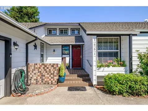 1551 Downing Drive Lebanon OR 97355