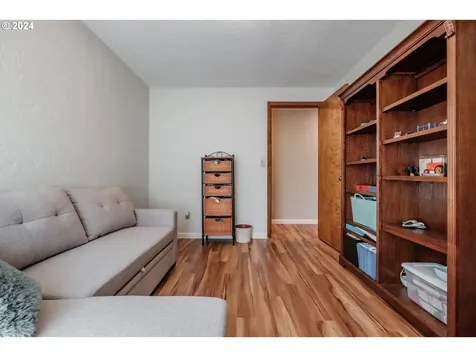 1551 Downing Drive Lebanon OR 97355