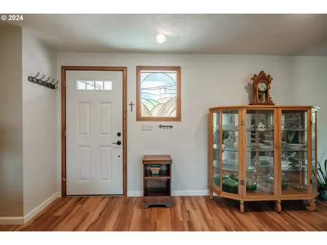 1551 Downing Drive Lebanon OR 97355