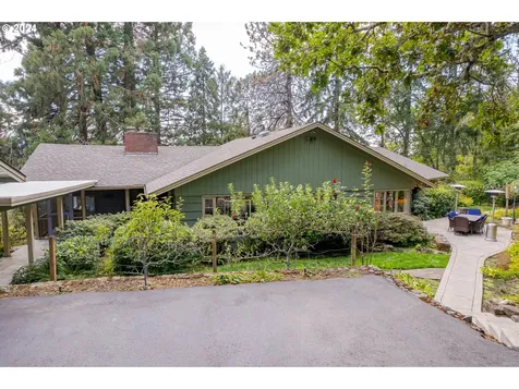 2290 Spring Boulevard Eugene OR 97403