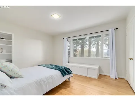 2290 Spring Boulevard Eugene OR 97403