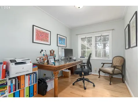 2290 Spring Boulevard Eugene OR 97403