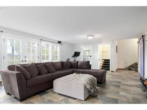 2290 Spring Boulevard Eugene OR 97403