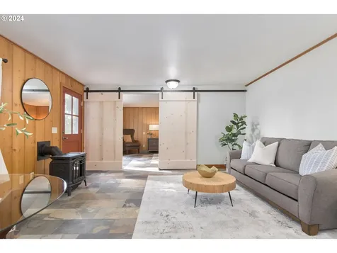 2290 Spring Boulevard Eugene OR 97403
