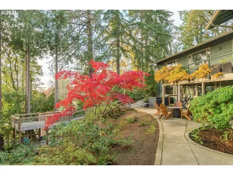 2290 Spring Boulevard Eugene OR 97403