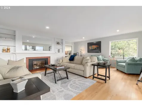 2290 Spring Boulevard Eugene OR 97403