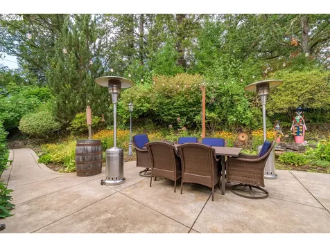 2290 Spring Boulevard Eugene OR 97403