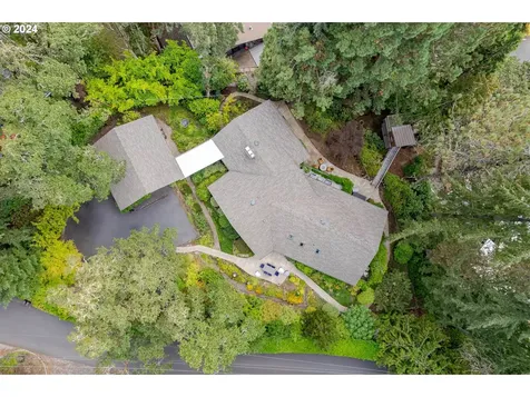 2290 Spring Boulevard Eugene OR 97403