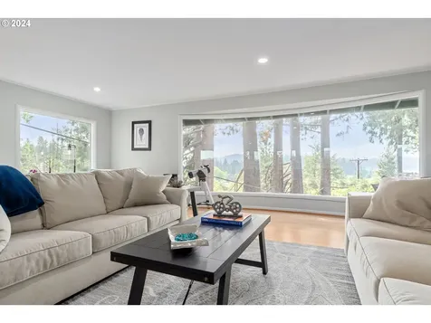 2290 Spring Boulevard Eugene OR 97403