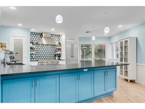 2290 Spring Boulevard Eugene OR 97403