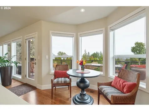 13995 SW Mistletoe Drive Portland OR 97223