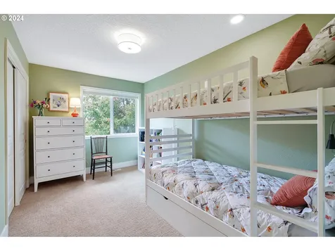 13995 SW Mistletoe Drive Portland OR 97223