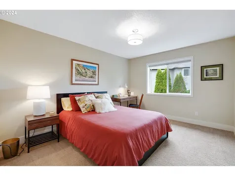 13995 SW Mistletoe Drive Portland OR 97223