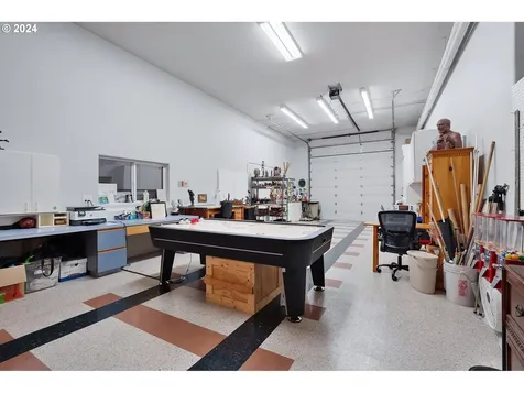 13995 SW Mistletoe Drive Portland OR 97223