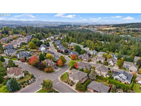 13995 SW Mistletoe Drive Portland OR 97223