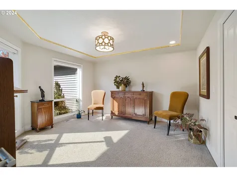 13995 SW Mistletoe Drive Portland OR 97223