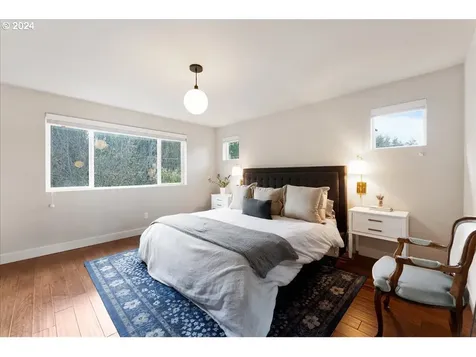 9426 SW Chopin Lane Portland OR 97225