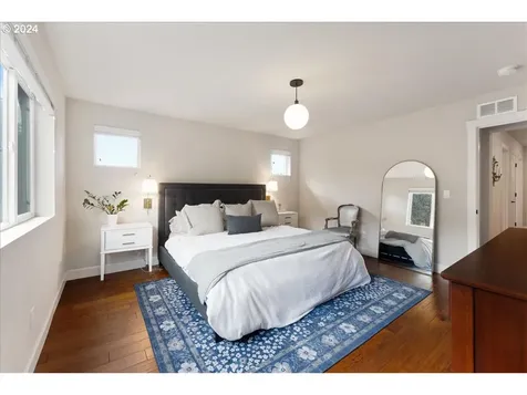 9426 SW Chopin Lane Portland OR 97225