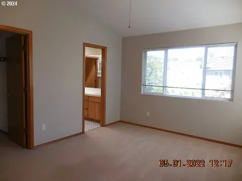 15377 SE Thornbridge Drive Clackamas OR 97015