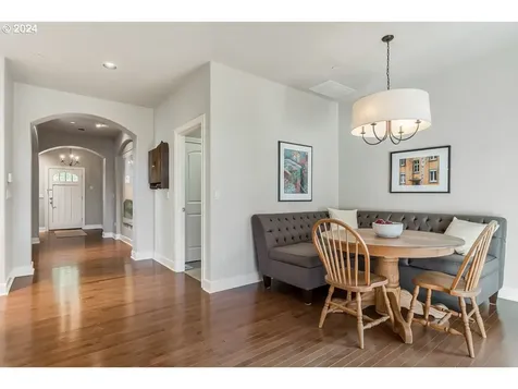 18387 Sw Santoro Drive Beaverton OR 97007
