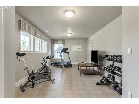 18387 Sw Santoro Drive Beaverton OR 97007
