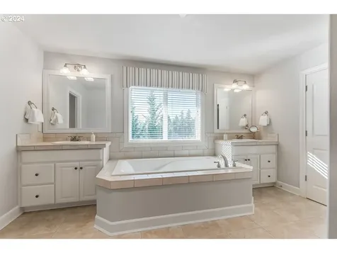 18387 Sw Santoro Drive Beaverton OR 97007