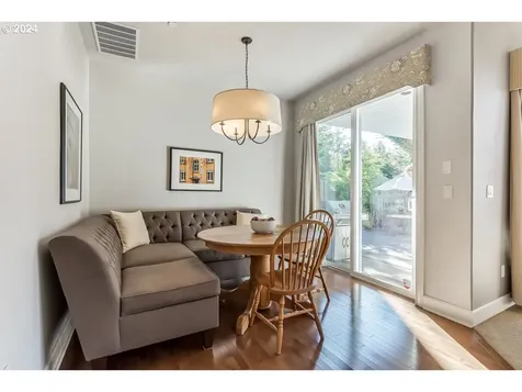 18387 Sw Santoro Drive Beaverton OR 97007
