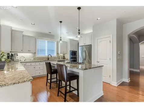 18387 Sw Santoro Drive Beaverton OR 97007