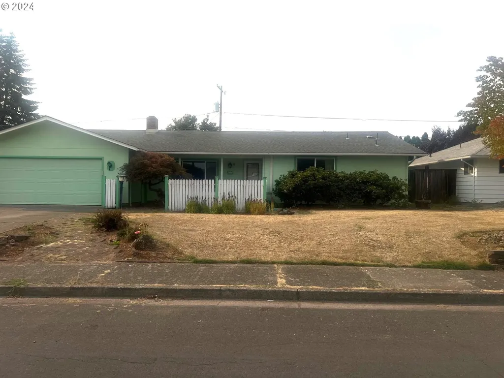 208 E Anchor Avenue Eugene OR 97404