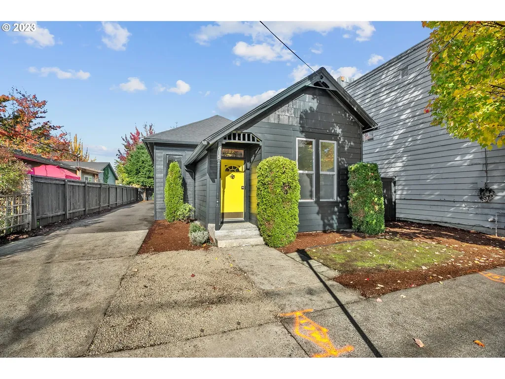 615 S Nebraska Street Portland OR 97239