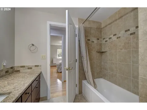 14310 Ne Mahnke Drive Brush Prairie WA 98606
