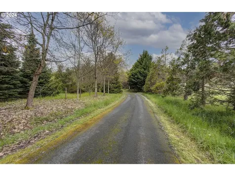 14310 Ne Mahnke Drive Brush Prairie WA 98606