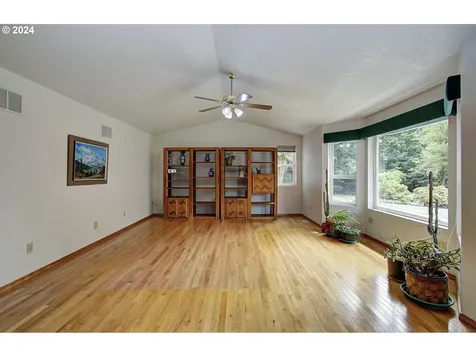 14310 Ne Mahnke Drive Brush Prairie WA 98606
