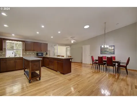 14310 Ne Mahnke Drive Brush Prairie WA 98606