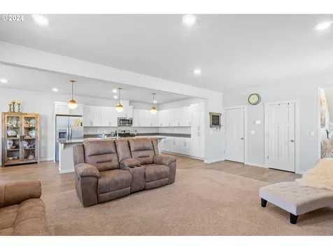 1615 36th Avenue Forest Grove OR 97116