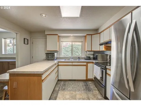 1899 NE Todd Street Roseburg OR 97470