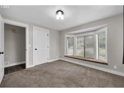2884 Chambers Street Eugene OR 97405