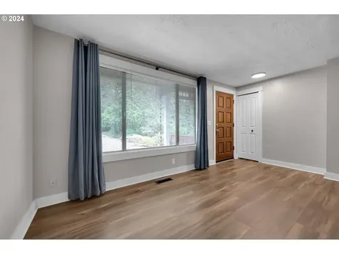 2884 Chambers Street Eugene OR 97405