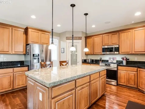 10417 NE 28th Avenue Vancouver WA 98686