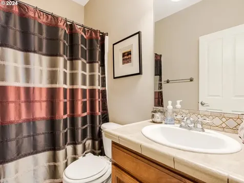 10417 NE 28th Avenue Vancouver WA 98686