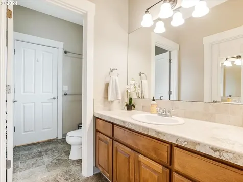 10417 NE 28th Avenue Vancouver WA 98686