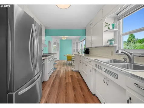 1112 Birch Avenue Cottage Grove OR 97424