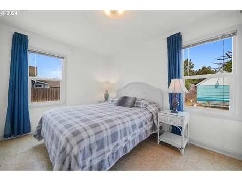 1112 Birch Avenue Cottage Grove OR 97424