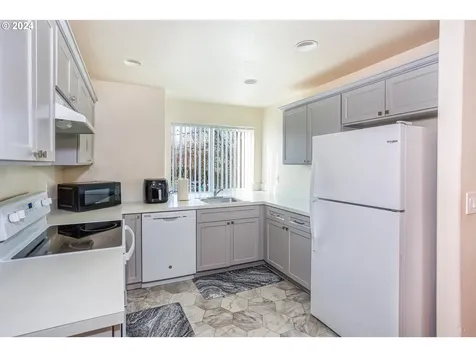 3650 Ne 158th Avenue Portland OR 97230
