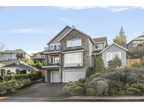900 Chikamin Loop Silverton OR 97381